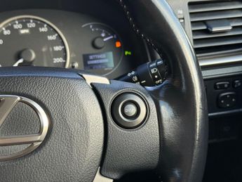 Lexus CT 1.8 200h Advance Hatchback 5dr Petrol Hybrid CVT Euro 6 (s/s) (1