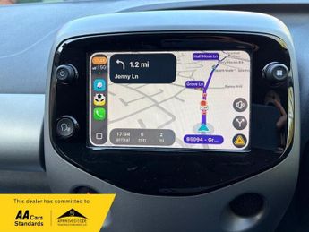 Toyota AYGO 1.0 VVT-i x-trend Funroof x-shift Euro 6 5dr