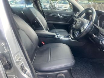 Mercedes-Benz C Class 2.1 C220 CDI BlueEfficiency Executive SE G-Tronic+ Euro 5 (s/s) 