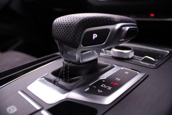Audi Q5 2.0 TDI 40 Black Edition S Tronic quattro Euro 6 (s/s) 5dr