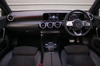 Mercedes-Benz A Class 1.5 A180d AMG Line 7G-DCT Euro 6 (s/s) 4dr