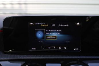 Mercedes-Benz A Class 1.5 A180d AMG Line 7G-DCT Euro 6 (s/s) 4dr