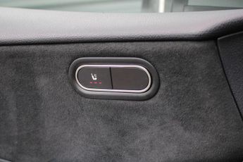Mercedes-Benz A Class 1.5 A180d AMG Line (Premium) 7G-DCT Euro 6 (s/s) 5dr