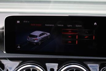 Mercedes-Benz A Class 1.5 A180d AMG Line (Premium) 7G-DCT Euro 6 (s/s) 5dr