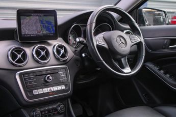 Mercedes-Benz GLA 1.6 GLA200 Sport (Executive) 7G-DCT Euro 6 (s/s) 5dr