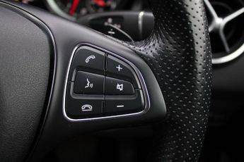 Mercedes-Benz GLA 1.6 GLA200 Sport (Executive) 7G-DCT Euro 6 (s/s) 5dr