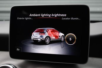 Mercedes-Benz GLA 1.6 GLA180 Urban Edition 7G-DCT Euro 6 (s/s) 5dr