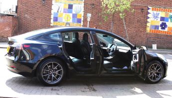 Tesla Model 3 (Dual Motor) Long Range Auto 4WDE 4dr