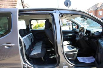 Citroen e-Berlingo 50kWh Feel XL Auto 5dr (7.4kW Charger)