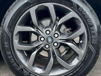 Land Rover Discovery Sport 2.0 Discovery Sport Landmark TD4 Auto 4WD 5dr