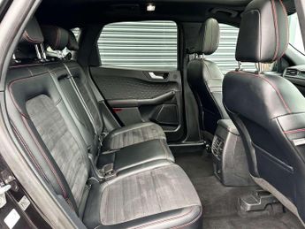 Ford Kuga 2.0 Kuga ST-Line X EcoBlue 4x4 Auto 4WD 5dr