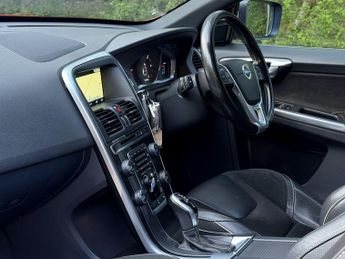 Volvo XC60 2.4 D4 R-Design Nav Auto AWD Euro 6 (s/s) 5dr