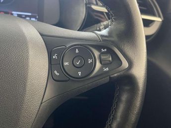 Vauxhall Corsa Electric 50kWh Elite Premium Hatchback 5dr Electric Auto (136 ps)