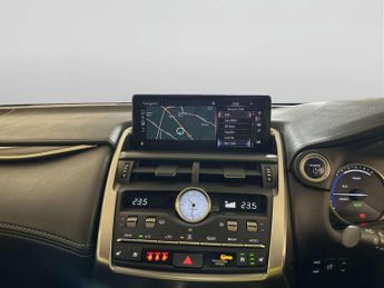 Lexus NX 2.5 300h Premier SUV 5dr Petrol Hybrid E-CVT 4WD Euro 6 (s/s) (1