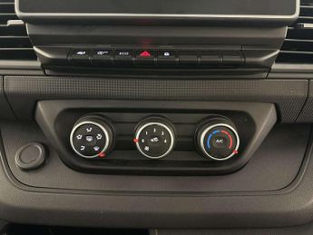 Renault Trafic 2.0 dCi Blue SL28 Business+ Panel Van 5dr Diesel Manual L1 H1 Eu