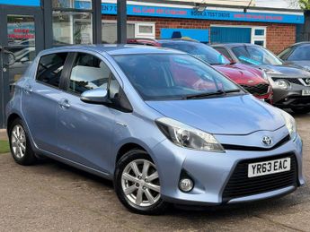Toyota Yaris 1.5 VVT-h T4 Hatchback 5dr Petrol Hybrid CVT Euro 5 (101 ps)