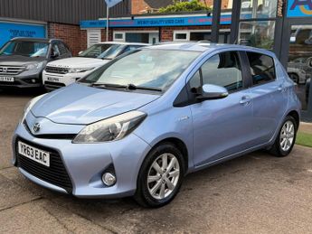 Toyota Yaris 1.5 VVT-h T4 Hatchback 5dr Petrol Hybrid CVT Euro 5 (101 ps)