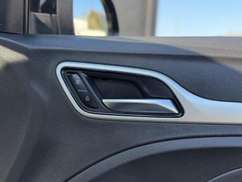 MG MG ZS 1.0 T-GDI Exclusive Auto Euro 6 5dr