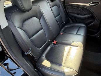 MG MG ZS 1.0 T-GDI Exclusive Auto Euro 6 5dr