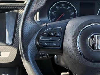 MG MG ZS 1.0 T-GDI Exclusive Auto Euro 6 5dr