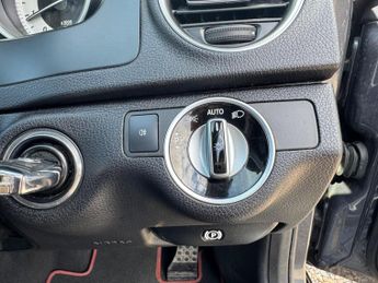 Mercedes-Benz C Class 1.6 C180 BlueEfficiency AMG Sport Plus G-Tronic+ Euro 5 (s/s) 2d