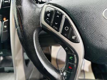 Hyundai i30 1.6 CRDi Active Auto Euro 5 5dr