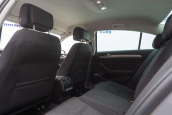 Volkswagen Passat 2.0 TDI SE Business DSG Euro 6 (s/s) 4dr