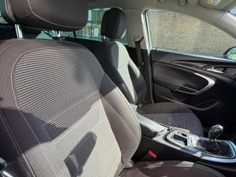 Vauxhall Insignia 1.8 16V SRi Euro 5 5dr