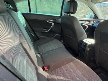 Vauxhall Insignia 1.8 16V SRi Euro 5 5dr