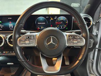 Mercedes-Benz A Class 1.5 A180d AMG Line (Executive) 7G-DCT Euro 6 (s/s) 5dr