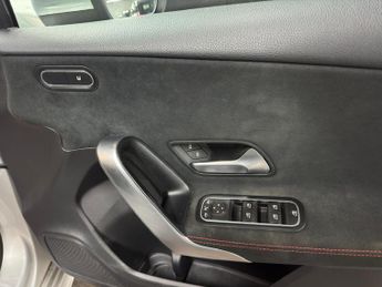 Mercedes-Benz A Class 1.5 A180d AMG Line (Executive) 7G-DCT Euro 6 (s/s) 5dr