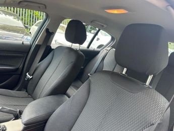 BMW 1 Series 1.6 116i SE Hatchback 5dr Petrol Auto Euro 6 (s/s) (136 ps)