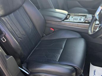 Audi A8 3.0 TDI V6 50 Tiptronic quattro Euro 6 (s/s) 4dr