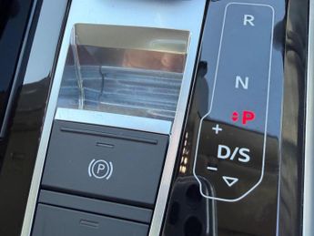 Audi A8 3.0 TDI V6 50 Tiptronic quattro Euro 6 (s/s) 4dr