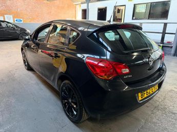 Vauxhall Astra 1.6 16v Active Limited Edition Euro 5 5dr