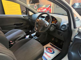 Vauxhall Corsa 1.2i 16v SXi 3dr