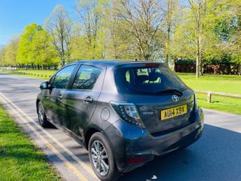 Toyota Yaris 1.33 Dual VVT-i Icon Plus Multidrive S Euro 5 5dr