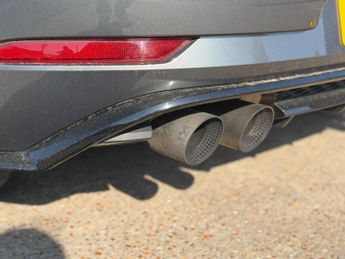 Volkswagen Golf 2.0 TSI R DSG 4Motion Euro 6 (s/s) 5dr
