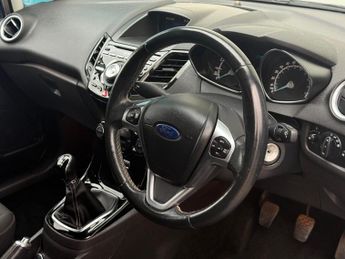 Ford Fiesta 1.0T EcoBoost Titanium Euro 6 (s/s) 5dr
