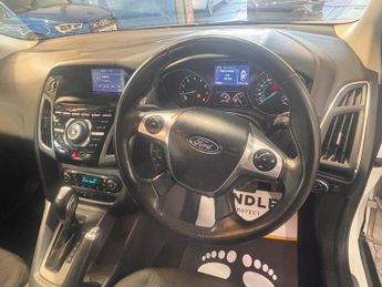 Ford Focus 1.6 Titanium Navigator Powershift Euro 5 5dr