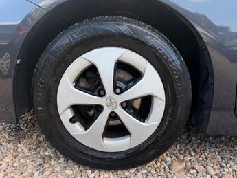 Toyota Prius 1.8 VVT-h T3 CVT Euro 5 (s/s) 5dr