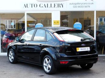 Ford Focus 1.6 Zetec 5dr