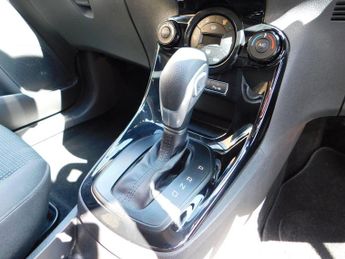 Ford Fiesta 1.0T EcoBoost Titanium Powershift Euro 6 5dr
