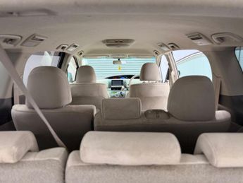 Toyota Estima Hybrid 2.4