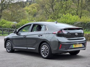 Hyundai IONIQ 38.3kWh Premium Hatchback 5dr Electric Auto (136 ps)