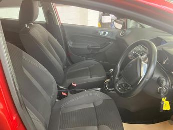 Ford Fiesta 1.0T EcoBoost Zetec Euro 6 (s/s) 5dr