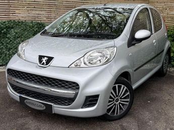 PEUGEOT 107 1.0 12V Urban Hatchback 5dr Petrol 2 Tronic Euro 5 (68 ps) 12 MO