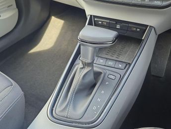 Hyundai Bayon 1.0 T-GDi MHEV Ultimate SUV 5dr Petrol Hybrid DCT Euro 6 (s/s) (