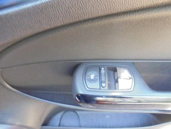 Vauxhall Corsa 1.4 16V SE Auto Euro 5 5dr