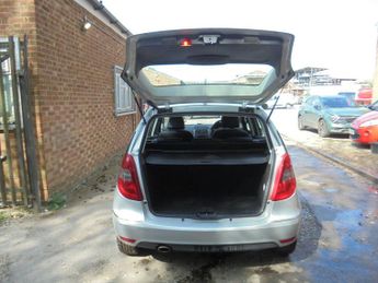 Mercedes-Benz A Class 1.5 A160 Avantgarde SE CVT 5dr